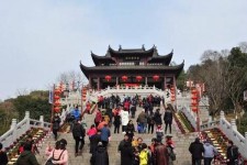 来宾湖北旅游攻略(七月湖北旅游攻略)