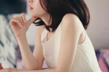 来宾爱摄影逃求时髦模特一兼职(时髦多气概兼职网拍)