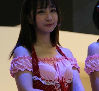 来宾上海私人伴游 上海商务女，女听枫预约伴游