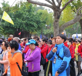 来宾私人伴游是什么 杭州一女大学生出租自己做陪游 每天收费千元