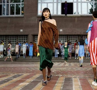 来宾广西民族大学兼职模特李琳(2022年即将升为公办的大学)