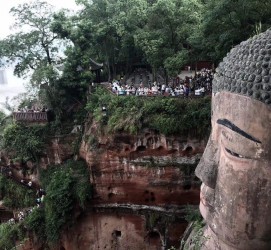 来宾乐山旅游攻略(乐山旅游攻略1日游)