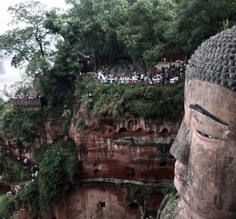 来宾乐山旅游攻略(乐山旅游攻略1日游)