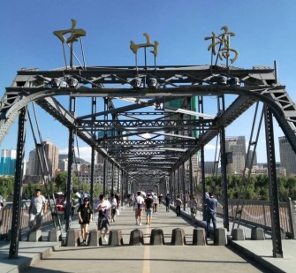 来宾兰州旅游攻略(兰州旅游攻略一日游计划)