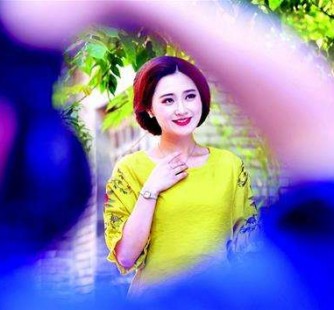 来宾中年女兼职模特(中年女兼职模特视频)