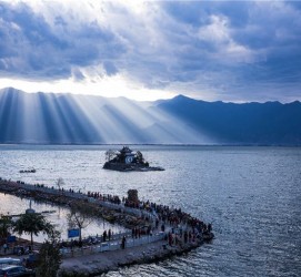 来宾洱海旅游攻略(成都到洱海旅游攻略)