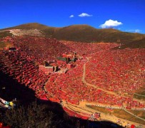 来宾色达旅游攻略(成都到色达旅游攻略)