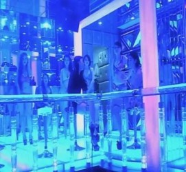 来宾上海伴游 [视频]曝伴游行业内幕：白天陪玩晚上陪睡