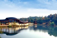 来宾景点介绍(景点介绍模板)