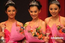来宾内衣模特大赛(内衣模特大赛彩排实拍下载)