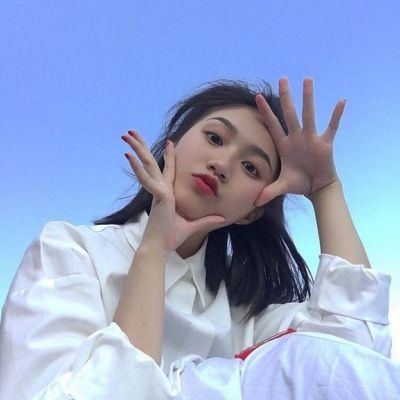 来宾伴游女生赵晴雅的资料