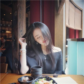 来宾伴游女生赵悠然的资料