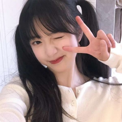 来宾伴游女生李欣怡的资料