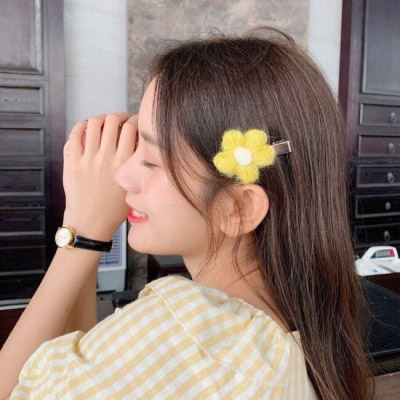 来宾伴游女生黄丽娜的资料