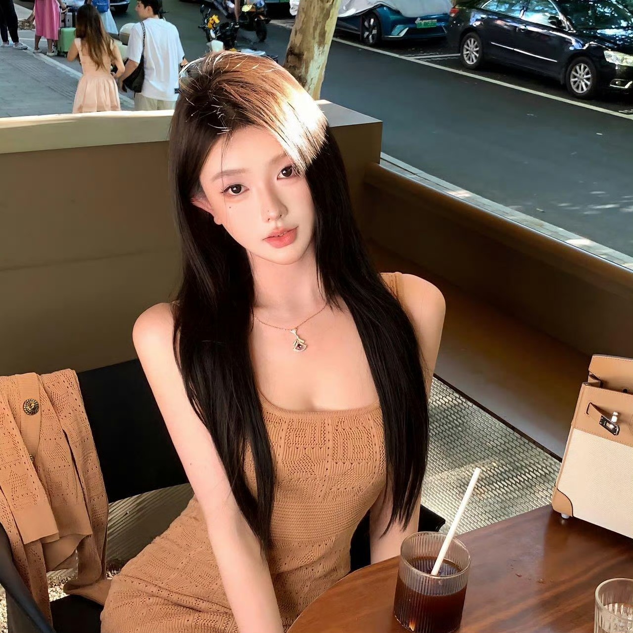 来宾伴游女生苏樱樱的资料