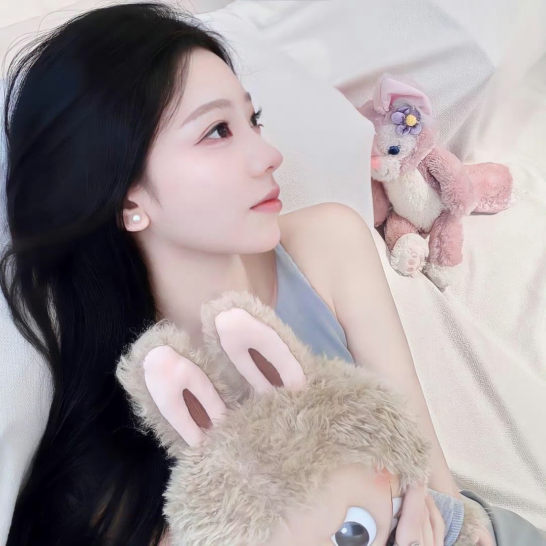 来宾伴游女生林雾眠的资料