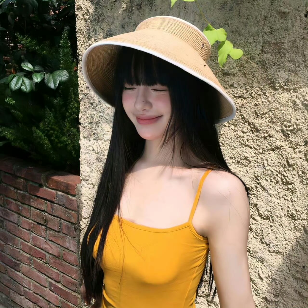 来宾伴游女生周丹的资料