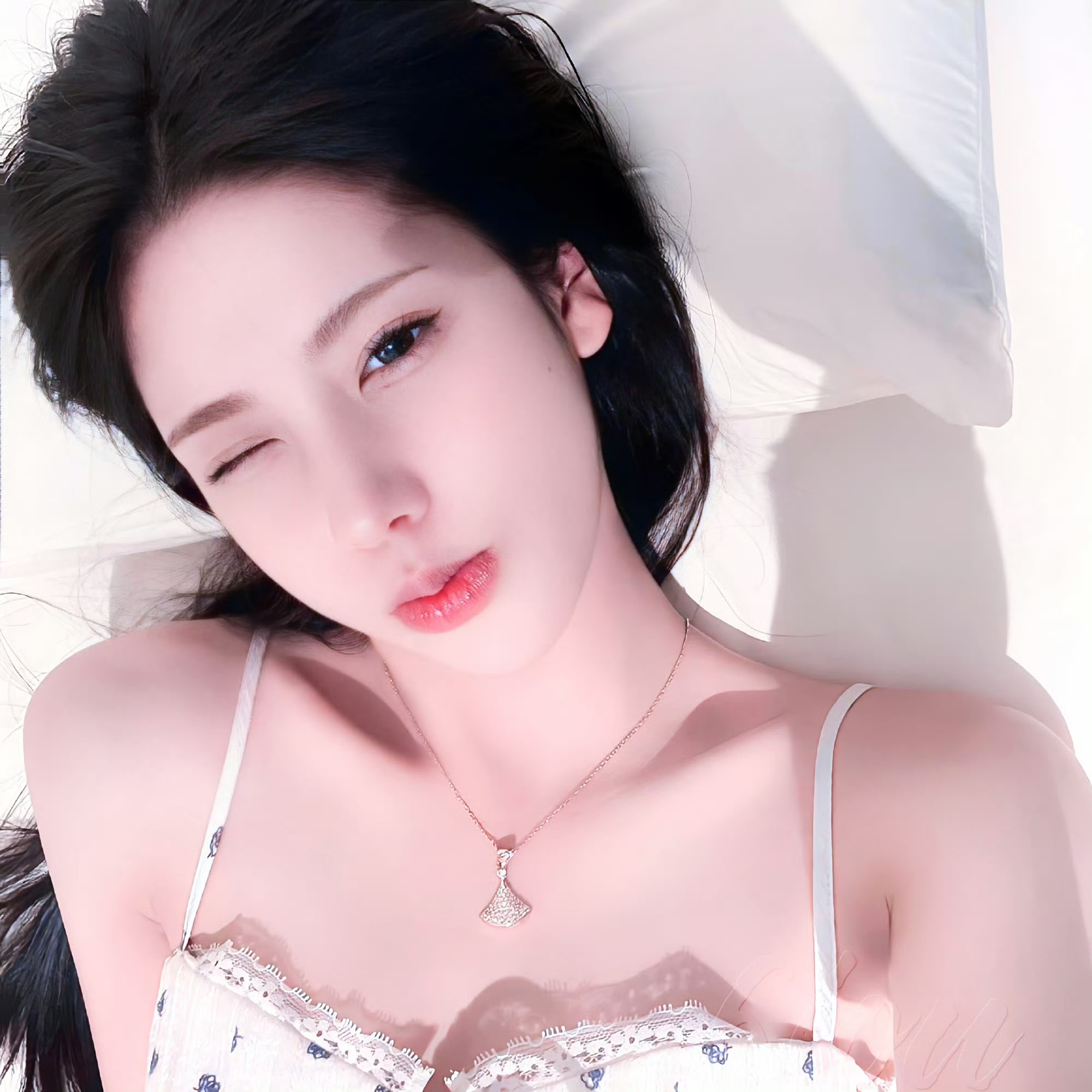 来宾伴游女生 | 林小渔的资料