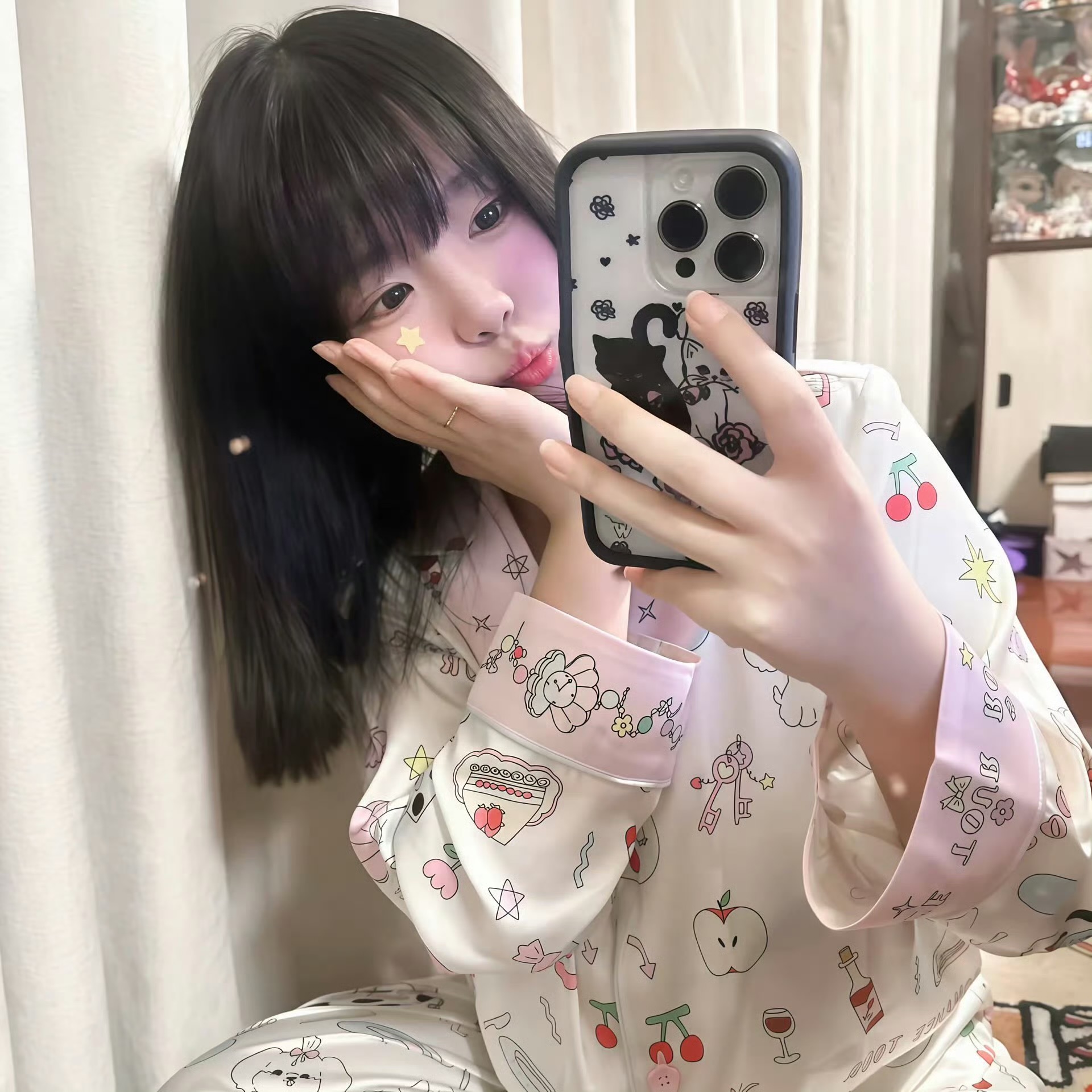 来宾伴游女生 | Maryam的资料