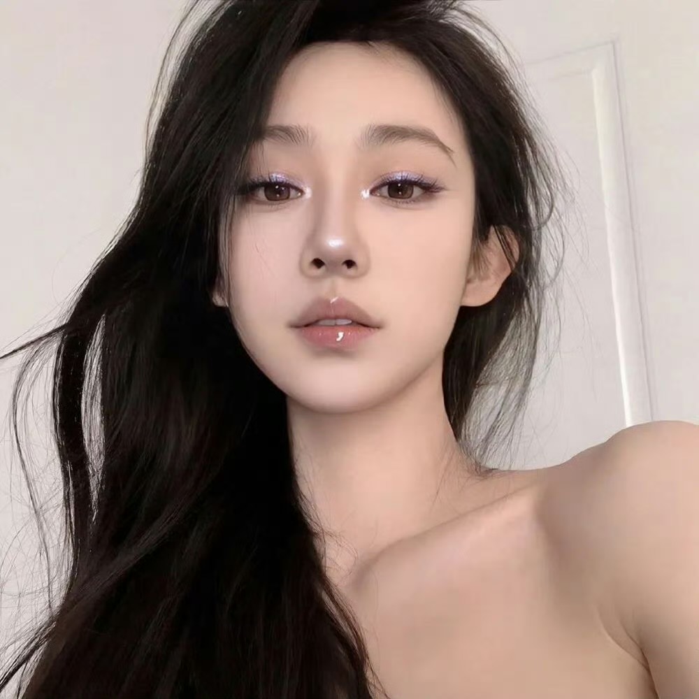来宾伴游女生 | 雅诗琳的资料